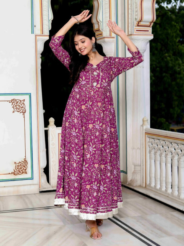 Miravan Women's Cotton Gotapatti And Lace Border Details Floral Printed Purple Anarkali Kurta