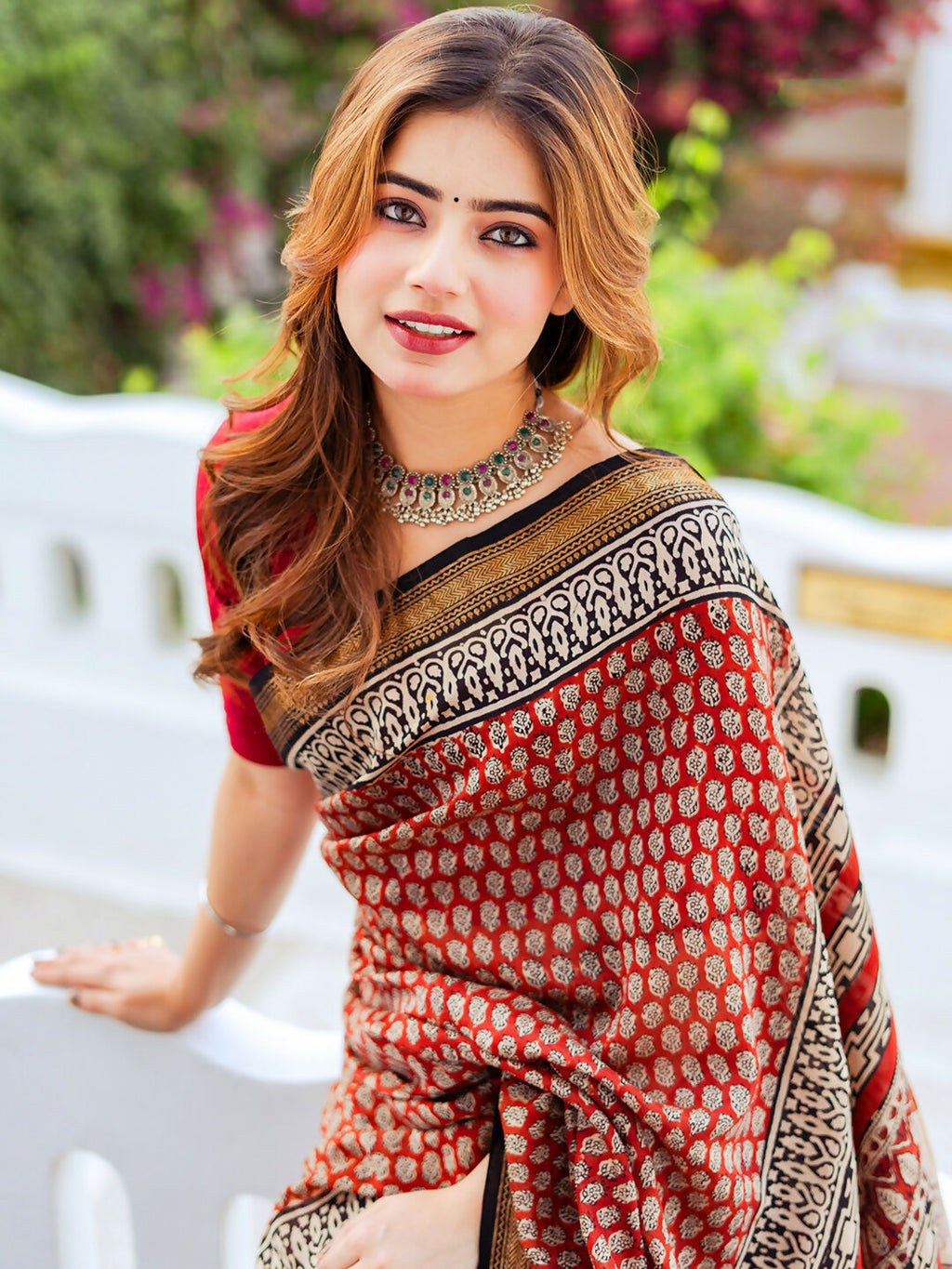 Zibaa Hand-Blocked Pure Maheshwari Silk Red Saree - Small Motifs - Distacart