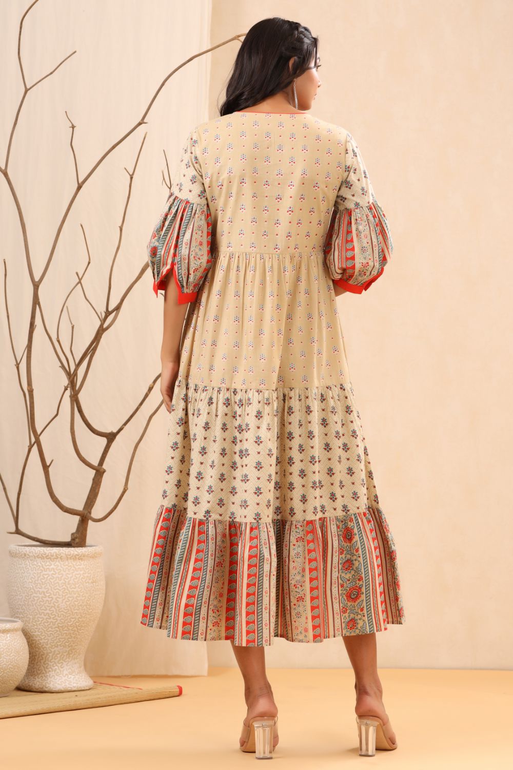 Juniper Womens Beige Cambric Floral Printed Tiered Dress - Distacart