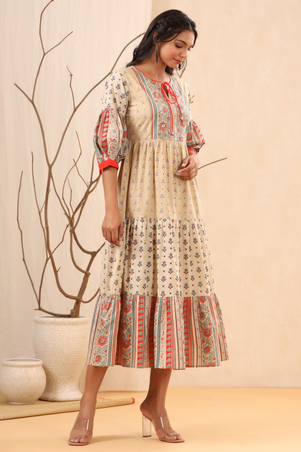 Juniper Womens Beige Cambric Floral Printed Tiered Dress - Distacart