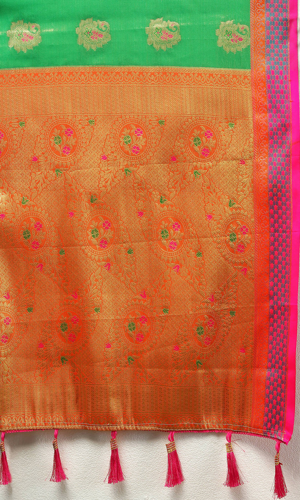 Lorenvalley Fashion Navyblue Kanjivaram Silk Woven Design with Zari Weaving Saree