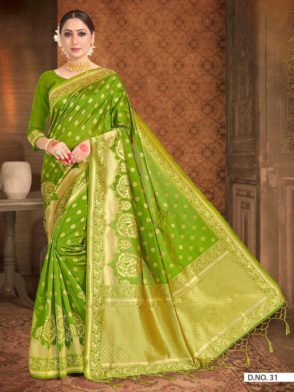 Vardha Pear Green Zari Floral Woven Banarasi Saree