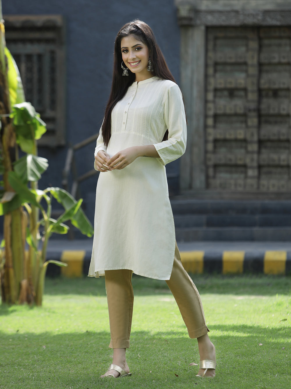 Juniper Ivory Rayon Festive Solid Straight Kurta For Women - Distacart