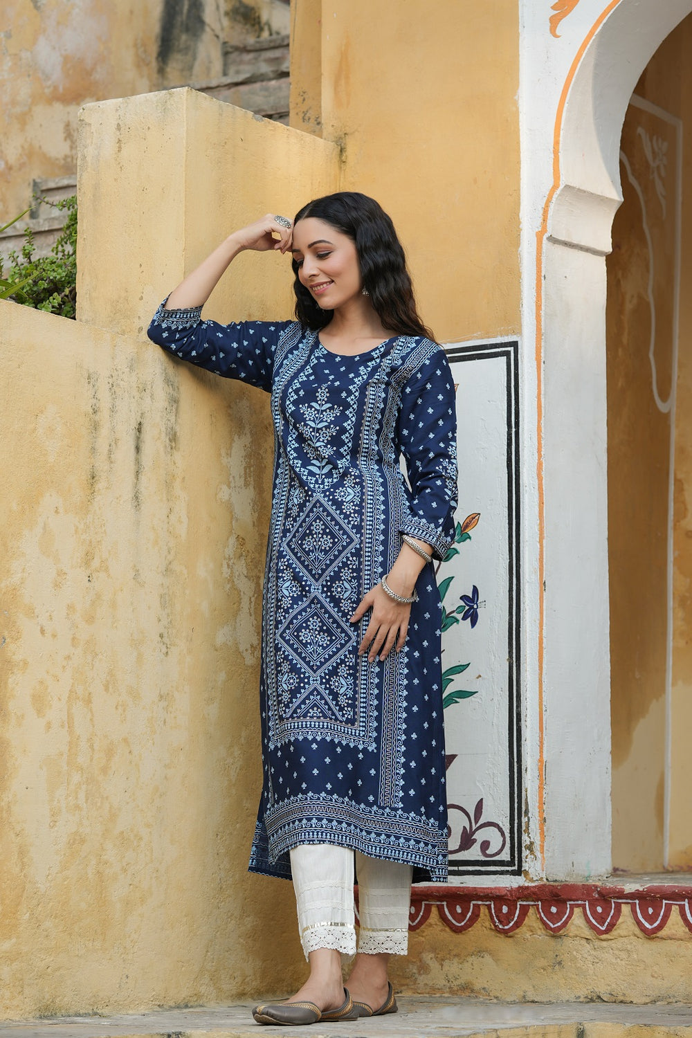 Juniper Indigo Rayon Festive Placement Print Straight Kurta For Women - Distacart