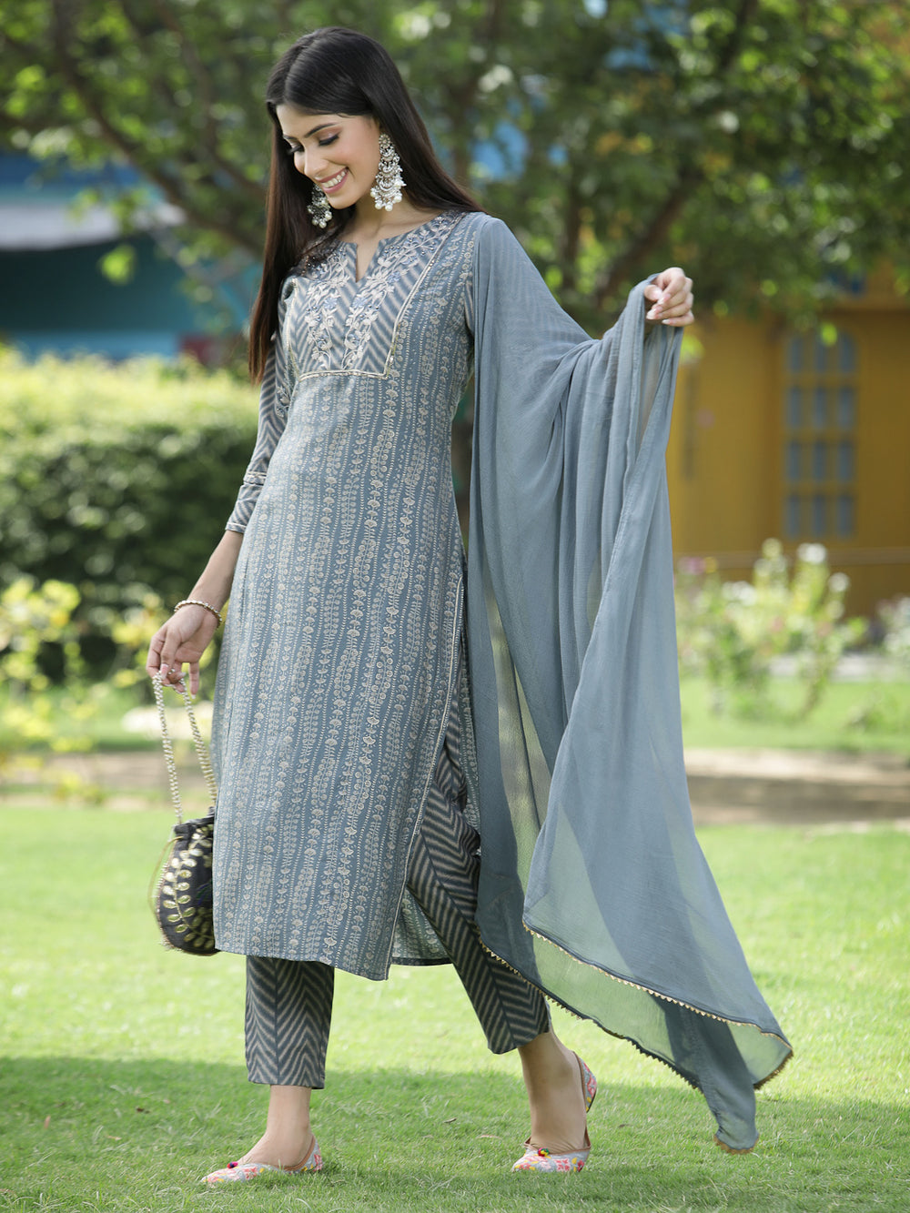 Juniper Grey Muslin Festive Printed Straight Skd For Women - Distacart