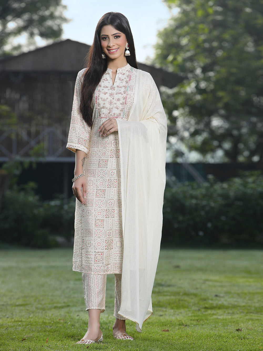 Juniper Off White Rayon Festive Printed Skd For Women - Distacart