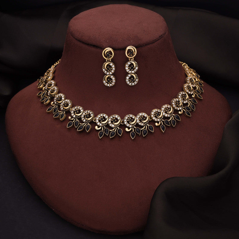 Tehzeeb Creations Gold Pleate Black Colour Choker Set
