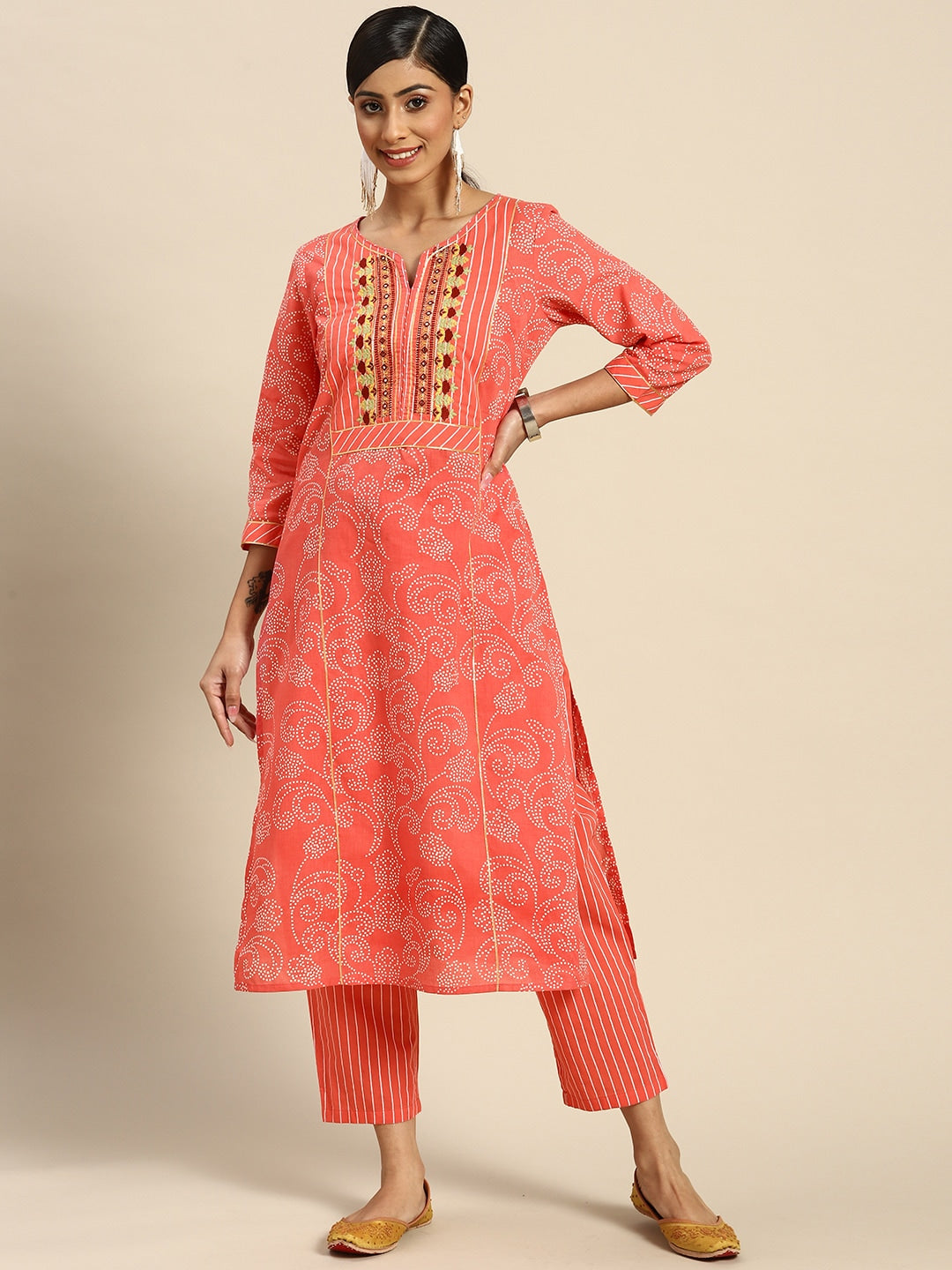 Sangria Women Peach-Coloured Ethnic Printed Mirror Work Pure Cotton Kurta with Trousers
