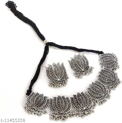 Tehzeeb Creations Women's Silver Colour Oxidised Lotus Design Necklace Set