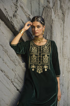 Juniper Green Velvet Festive Solid Embroidered Straight Kurta For Women - Distacart