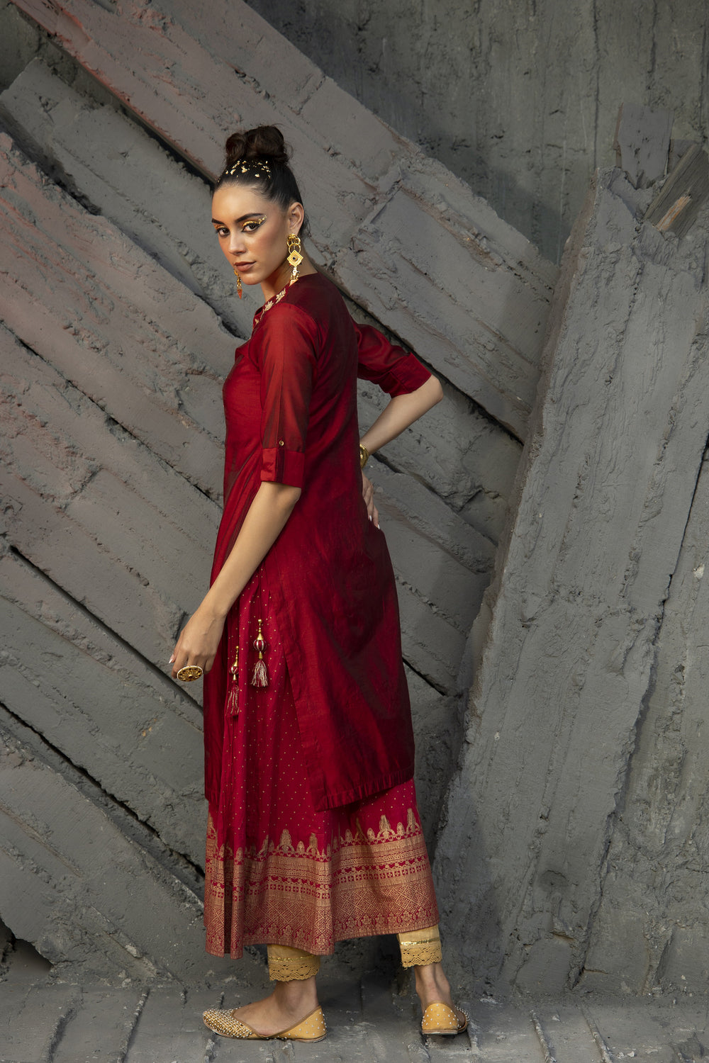 Juniper Women Maroon Chanderi Festive Embroidered + Printed Straight/Flared Kurta - Distacart