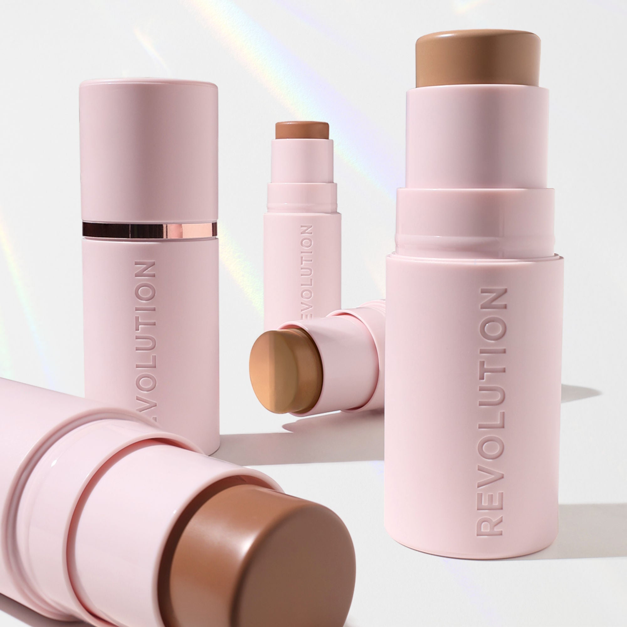 Makeup Revolution Skin Silk Bronzer Stick - Medium Sunset