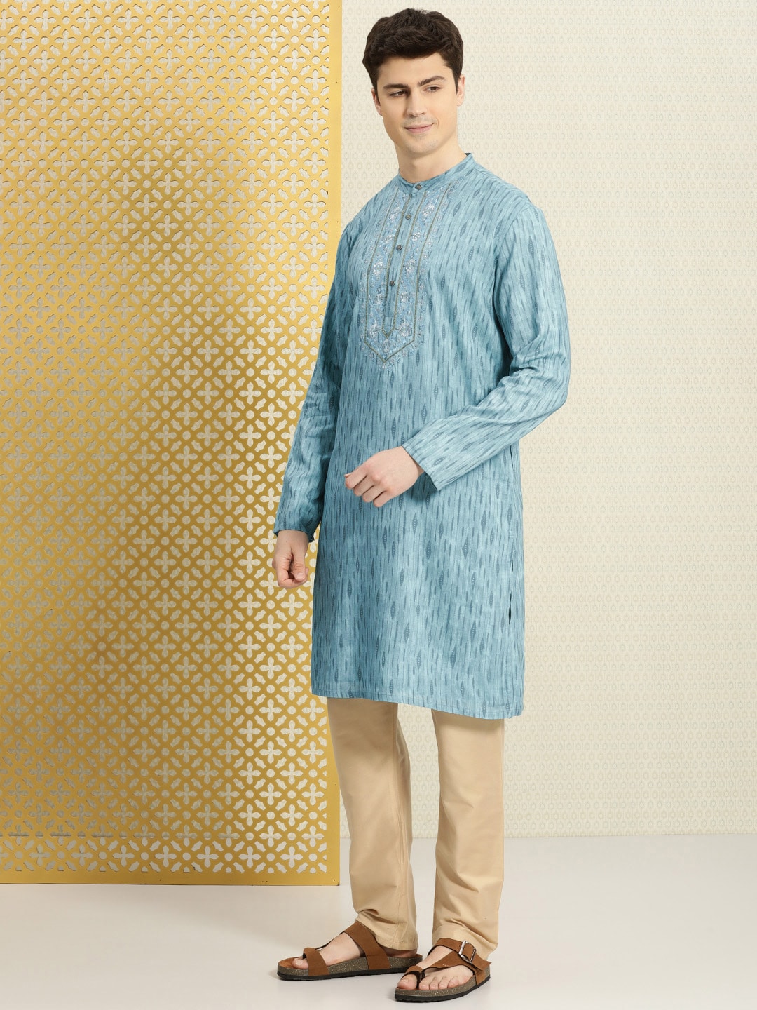 House of Pataudi Jashn Zari Work Sequined Detail Floral Embroidered Kurta