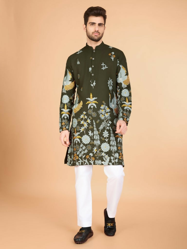 Vastranavya Exclusive Wedding Wear Viscose Rayon Thread Embroidered Work Kurta