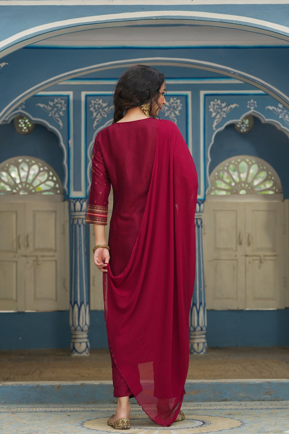 Juniper Maroon Shantoon Festive Printed Straight Skd For Women - Distacart