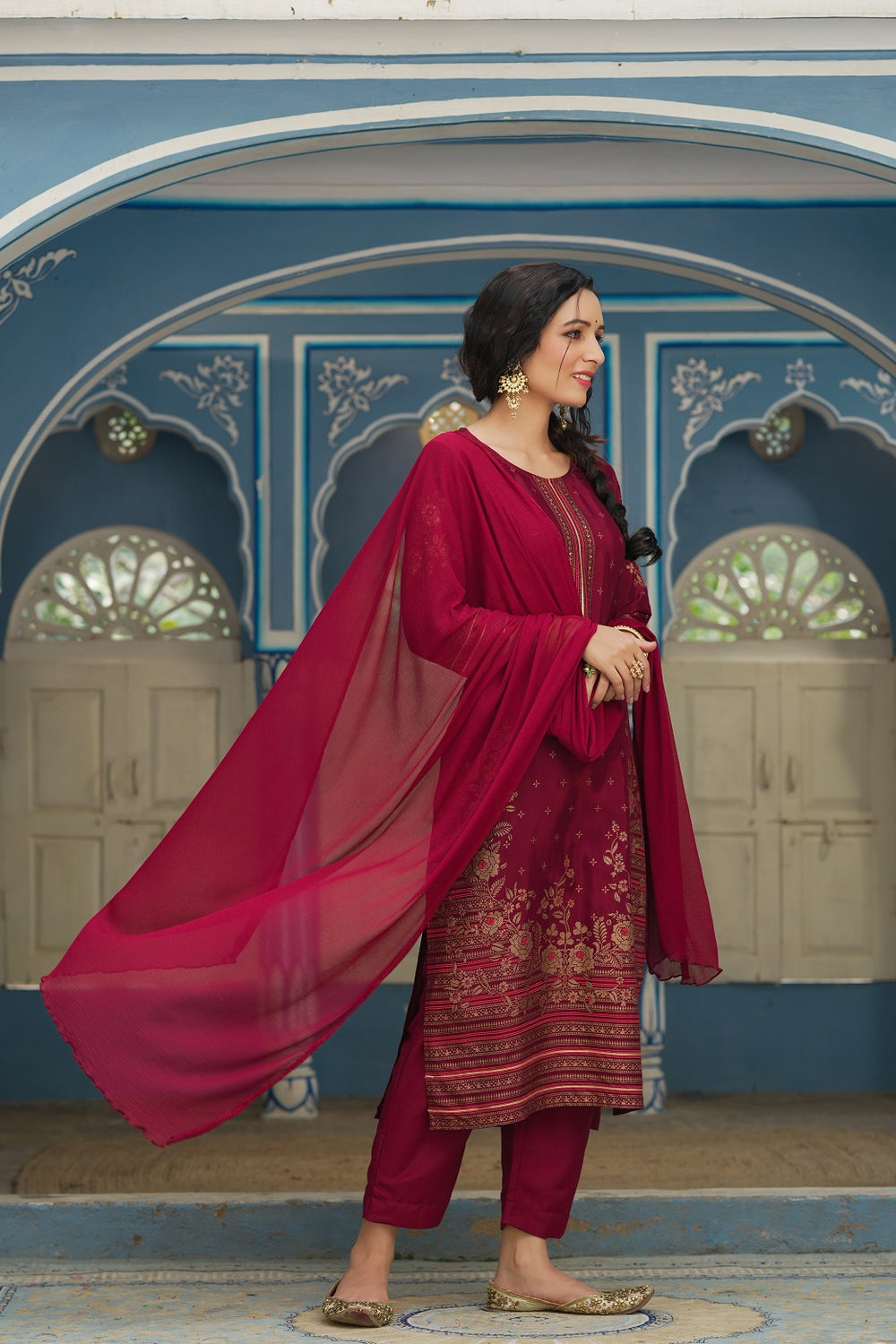 Juniper Maroon Shantoon Festive Printed Straight Skd For Women - Distacart
