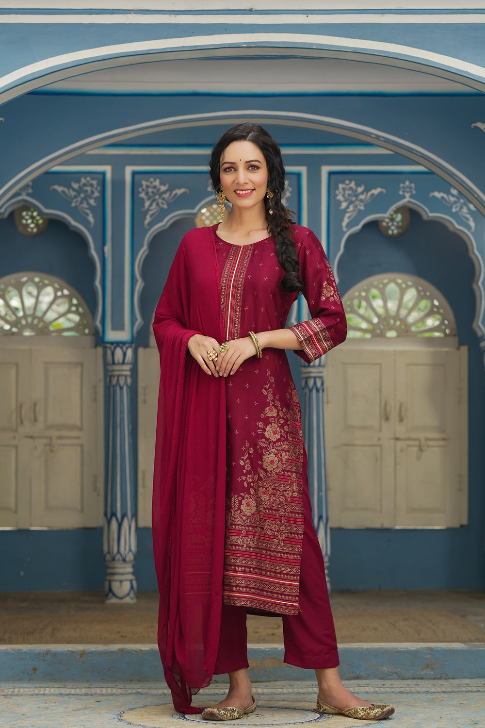 Juniper Maroon Shantoon Festive Printed Straight Skd For Women - Distacart