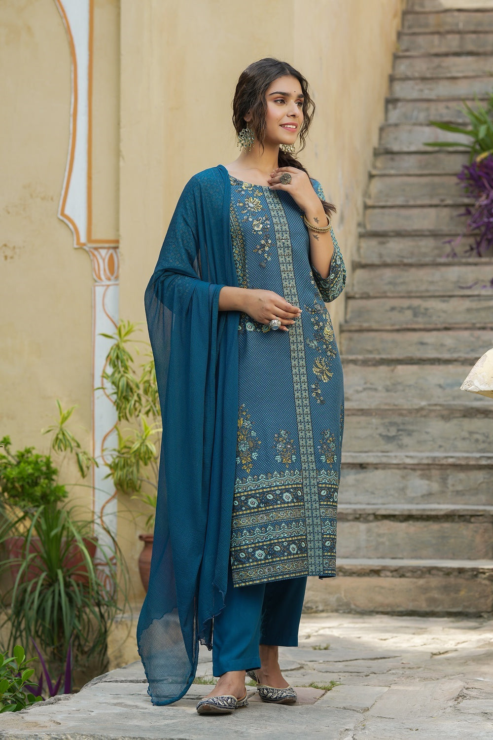Juniper Indigo Rayon Festive Printed Straight Skd For Women - Distacart
