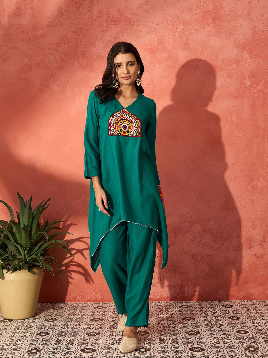 InWeave Teal Triangle Patch Kurta Set - Distacart