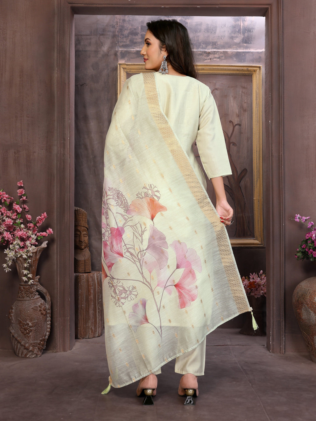 Vedant Vastram Kurta Pant set with Dupatta having Beautiful Hand work (Khatli Work) - Light Pista - Distacart