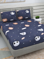 DREAM WEAVERZ Navy Blue & White Conversational Glazed Cotton 220 TC King Bedsheet with 2 Pillow Covers