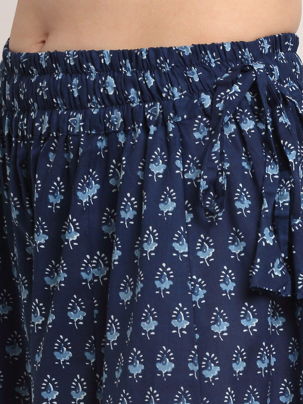 TAG 7 Women Navy Blue Ethnic Motif Printed Cotton Palazzo