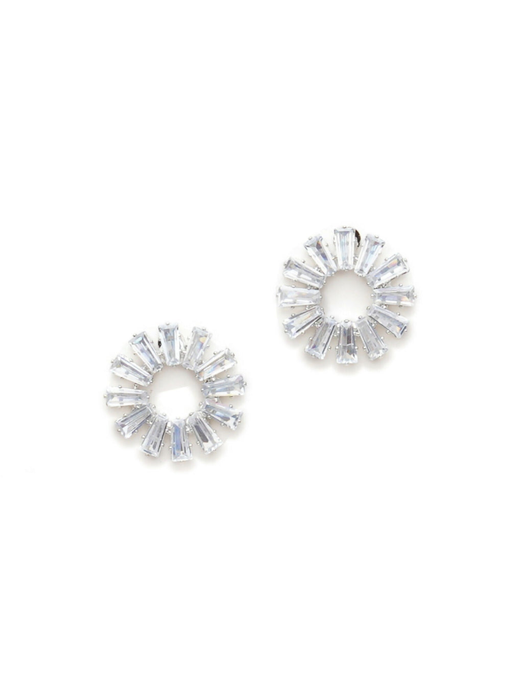 stone stud (white) - Ruby Raang - Distacart