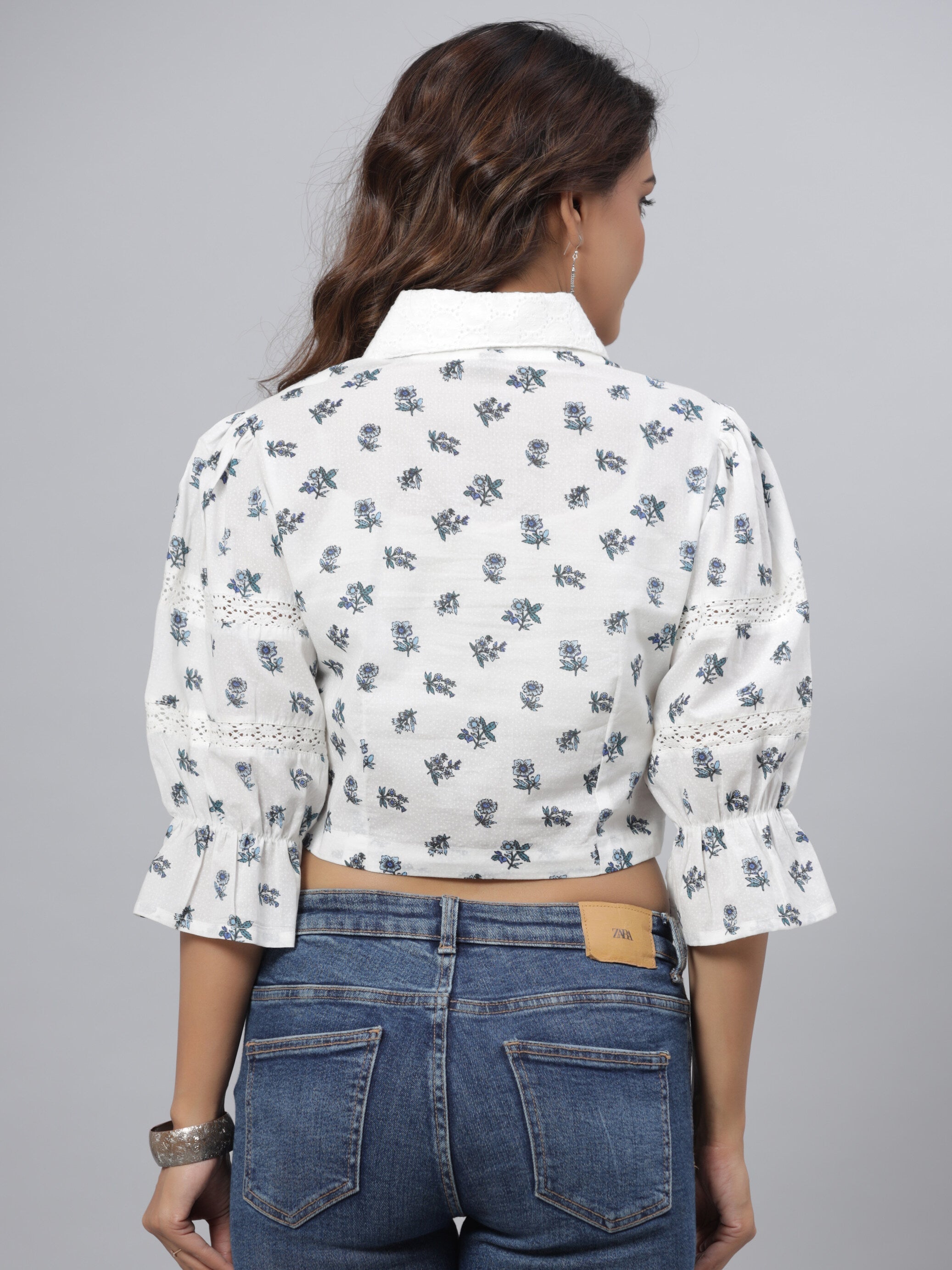 Juniper Women's White Printed Straight Top - Distacart