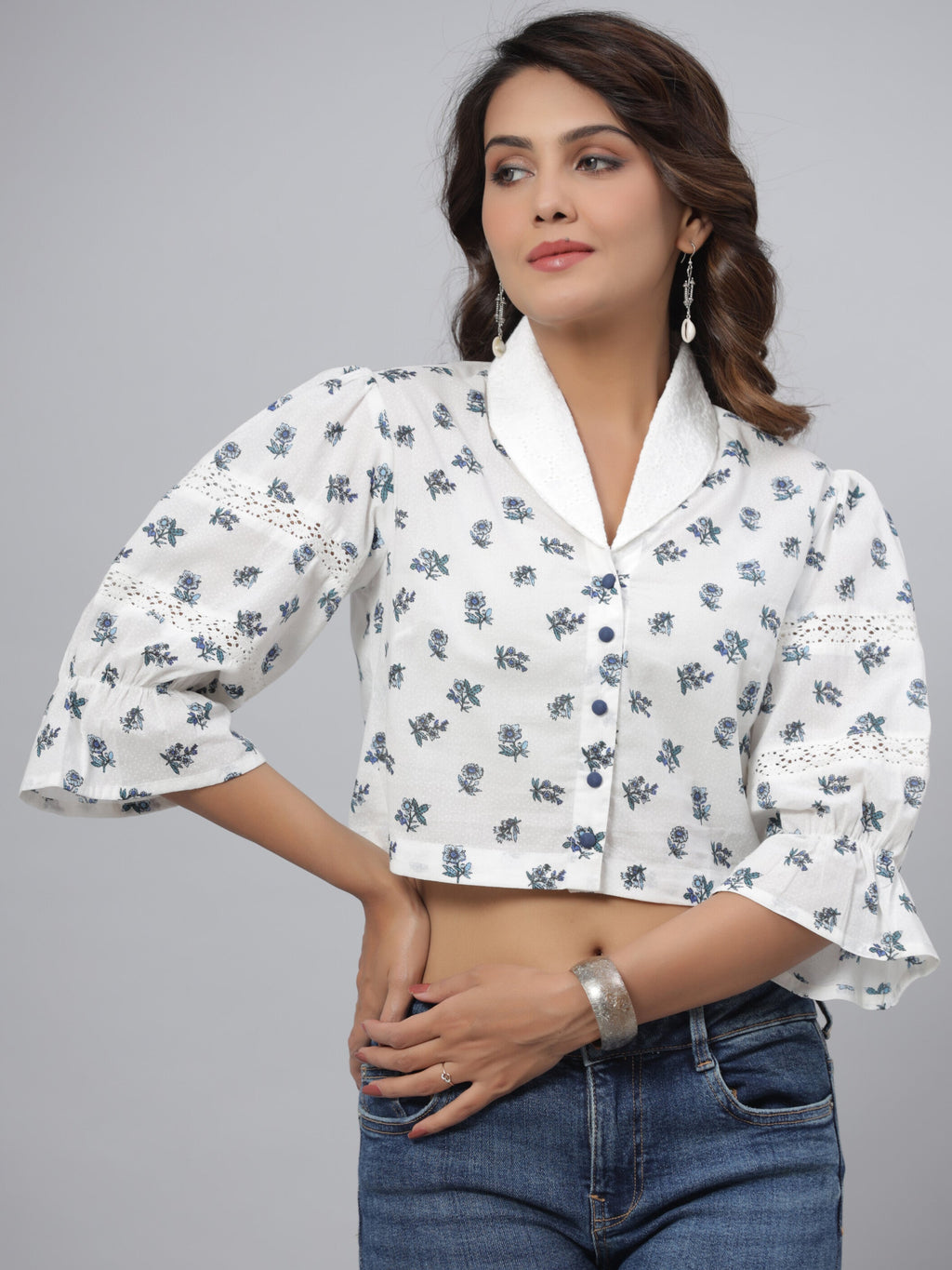 Juniper Women's White Printed Straight Top - Distacart
