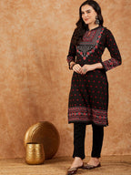 Sangria Floral Printed Mandarin Collar Winter Kurta & Trousers