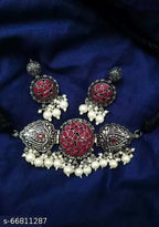 Tehzeeb Creations Women's Maroon Colour Meenakari Necklace Set With White Pearl