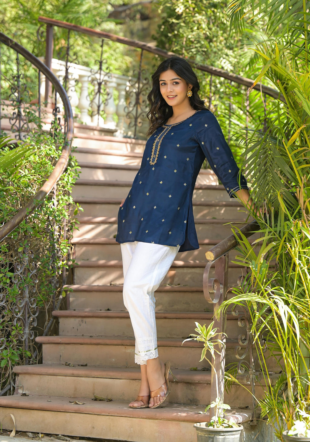 Juniper Women's Navy Zari Embroidered Viscose Tunic With Sequins