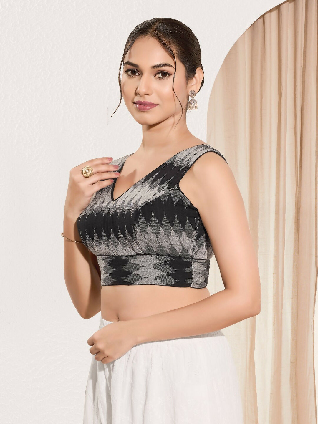 Joban Fashion Black Ikat Silk Padded Blouse With V Neck Sleeveless - Distacart
