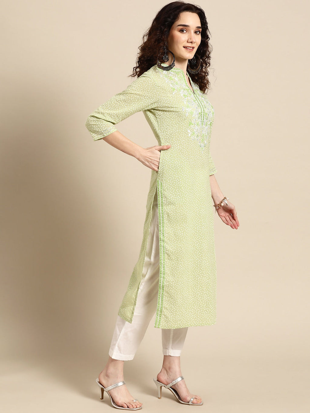 Sangria Women Green Floral Yoke Design Thread Work Pastels Kurta