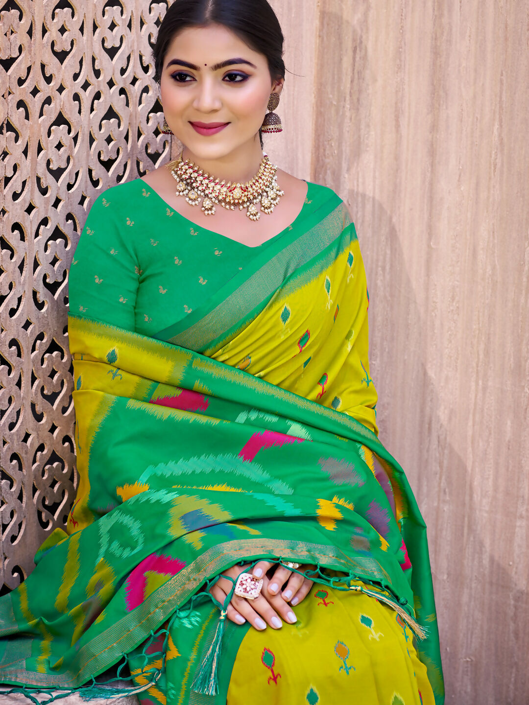 Shree Shyam Fashion Light Green Pochampally Silk Saree - Distacart