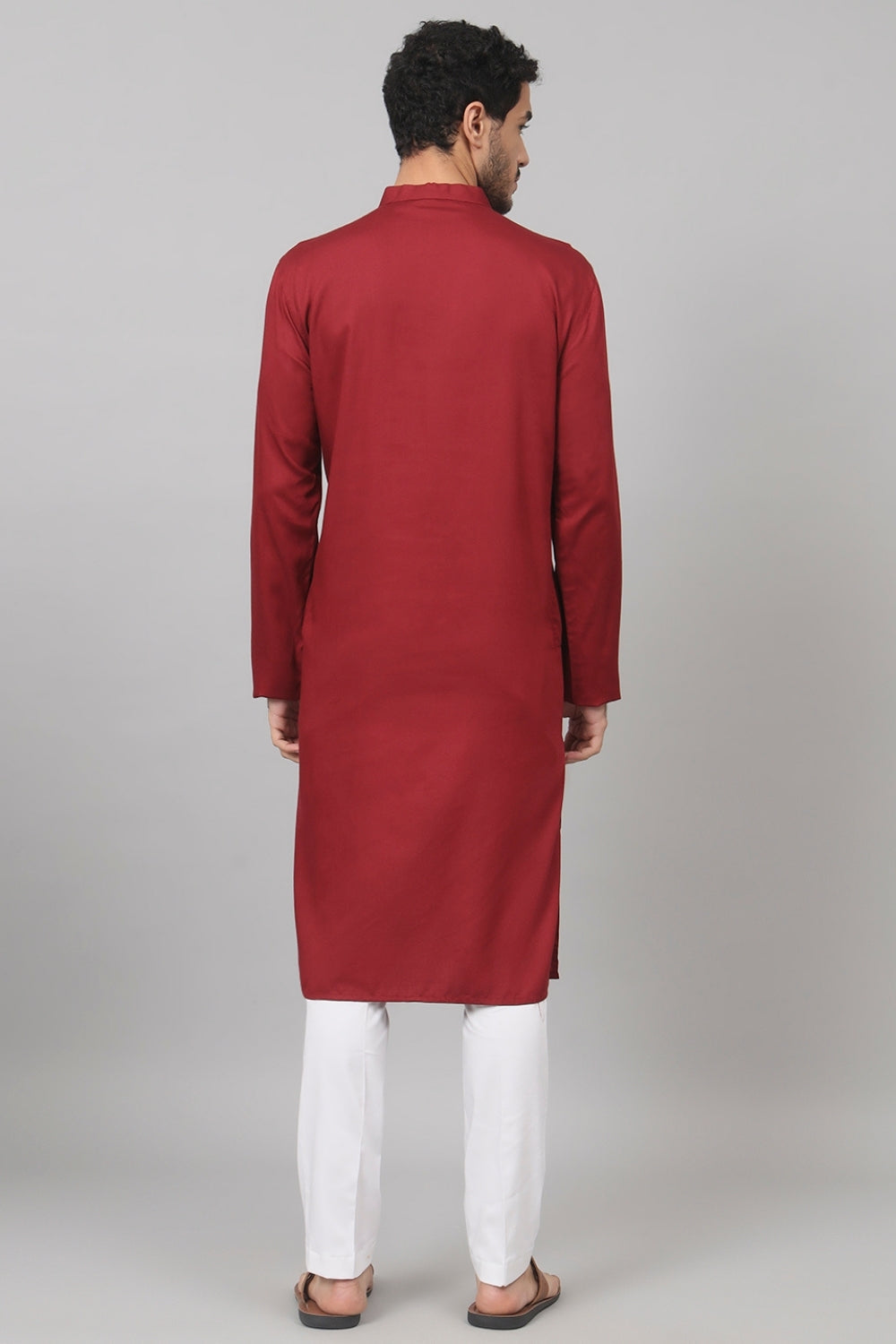 Cotton Kurta With Motif Embroidery by Hilo Design