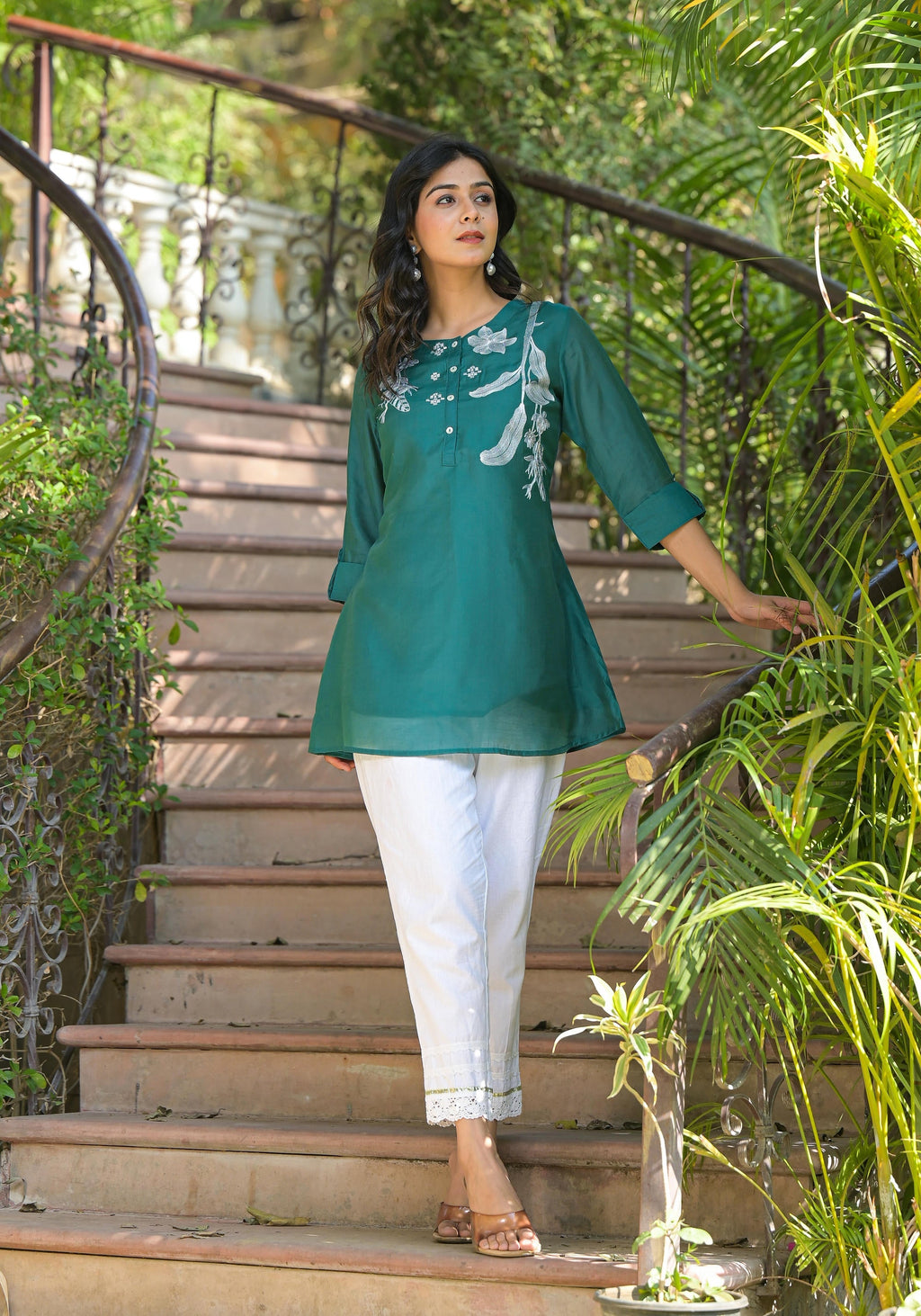 Juniper Green Solid Chanderi Tunic With Thread Work & Buttons