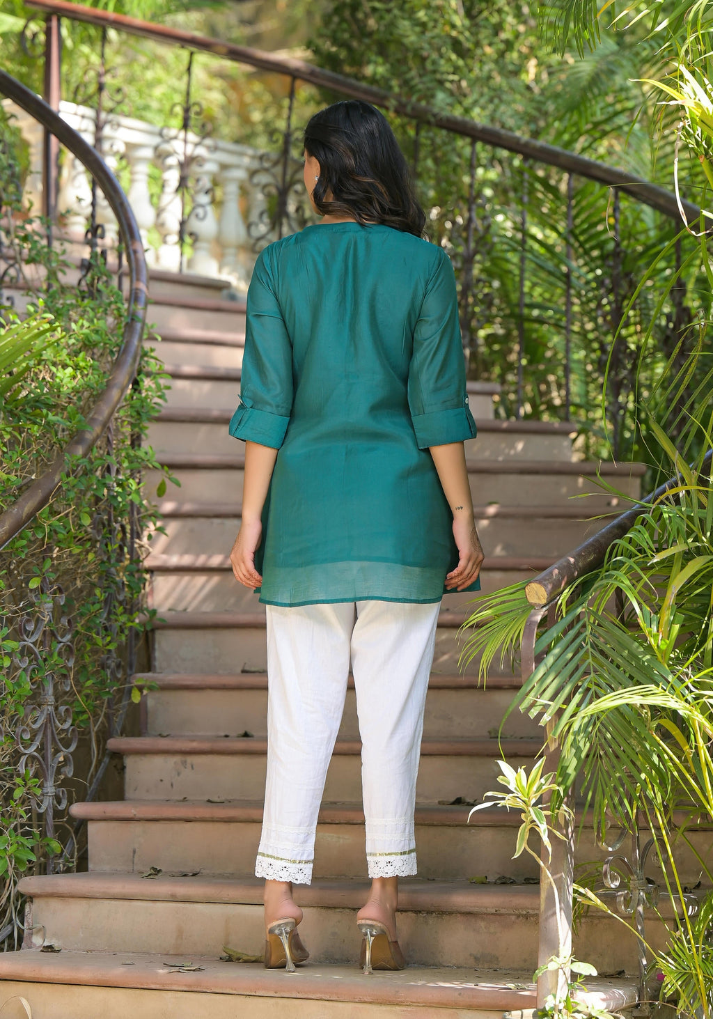 Juniper Green Solid Chanderi Tunic With Thread Work & Buttons