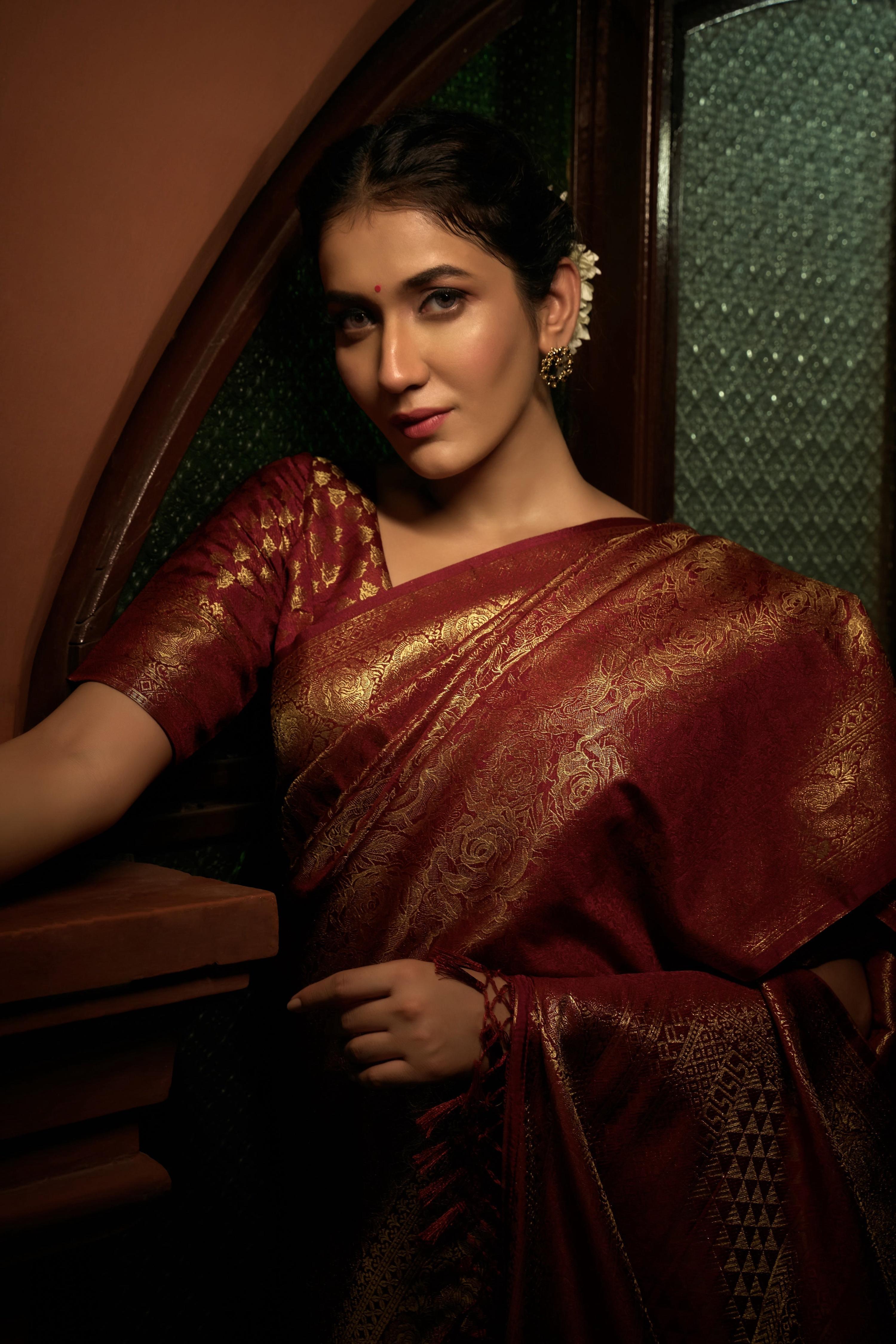 Vardha Venetian Red Golden Zari Kanjeevaram Silk Saree