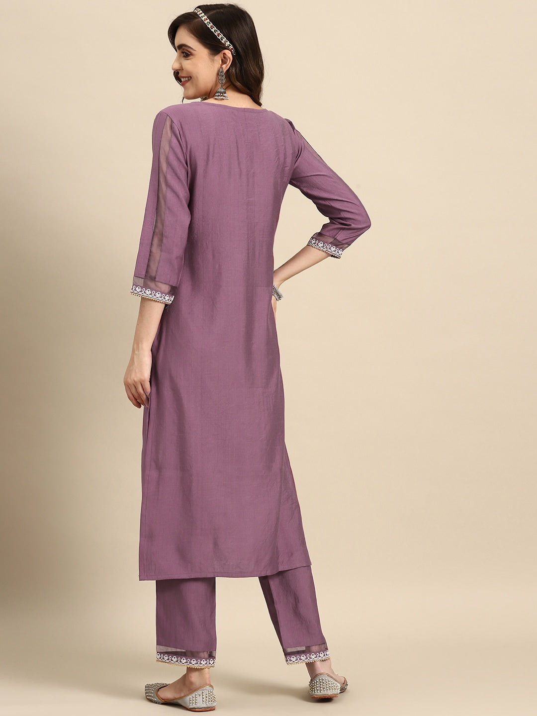 Sangria Ethnic Motifs Embroidered Thread Work Kurta With Trousers