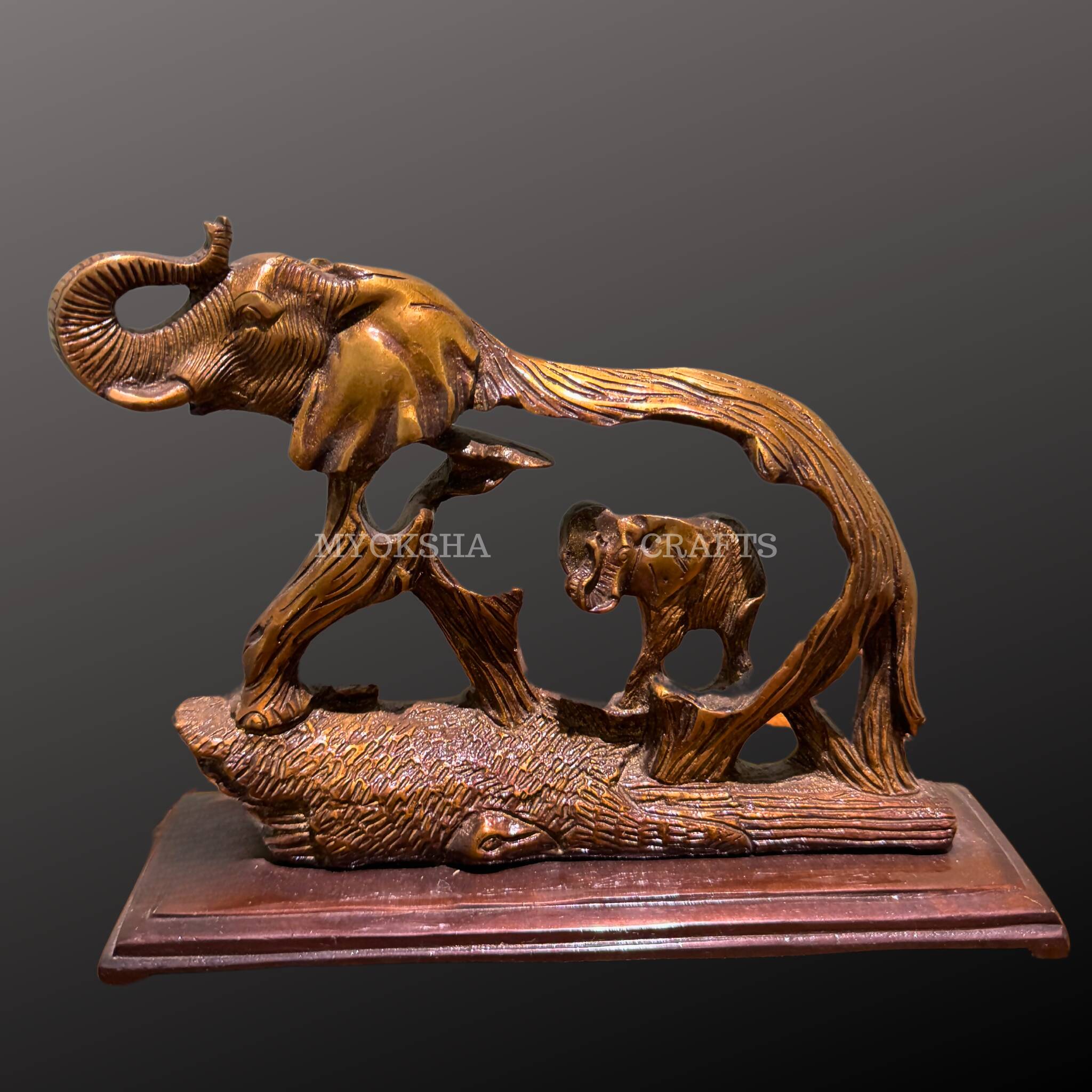 Brass Elephant Décor