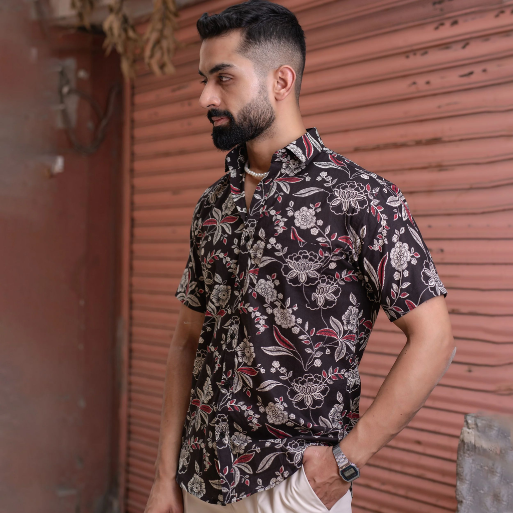 Miravan Men's Multi Colour Floral Printed Half Sleeve Slim Fit shirt