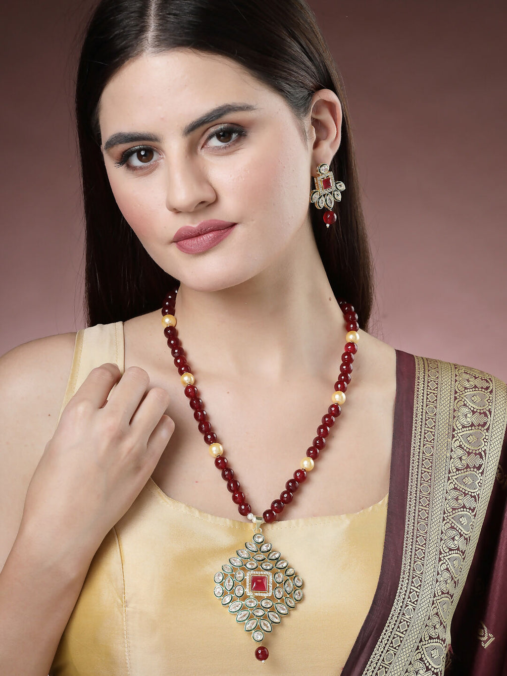 NVR Women's Red Kundan-Studded & Beaded Handcrafted Jewellery Set