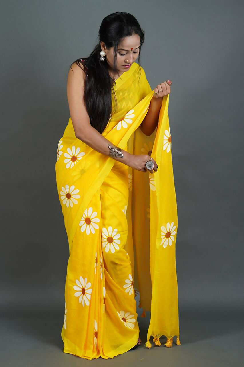 Exclusive Collection Yellow Pure Cotton Saree With Sunflower Design - Distacart