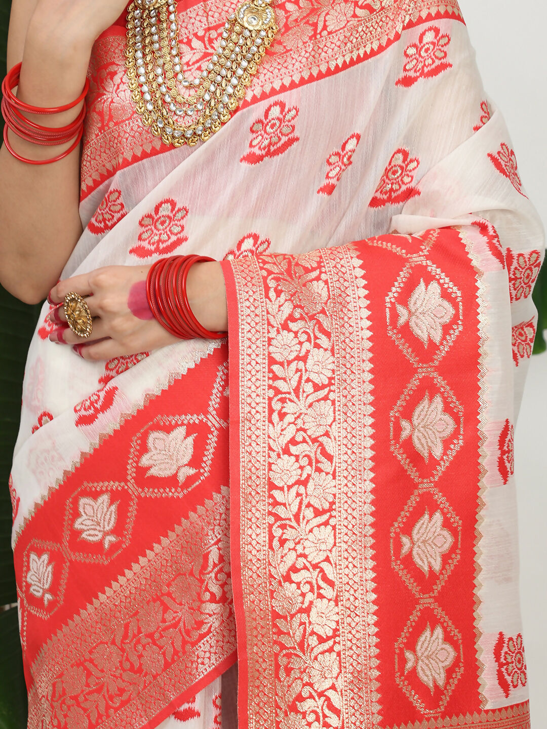Shree Shyam Fashion Linen Cotton Red & White Saree - Distacart