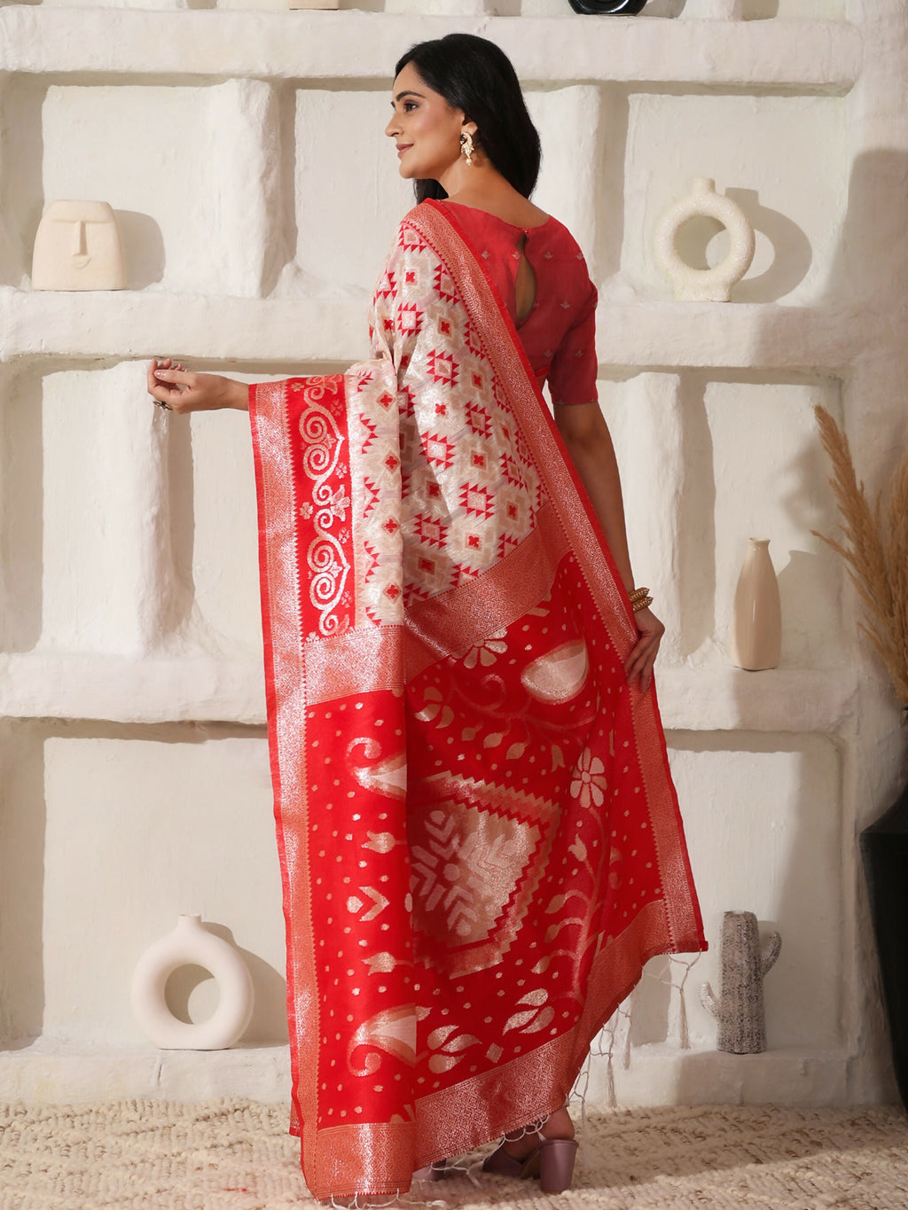 Shree Shyam Fashion Linen Cotton Red & White Saree - Distacart