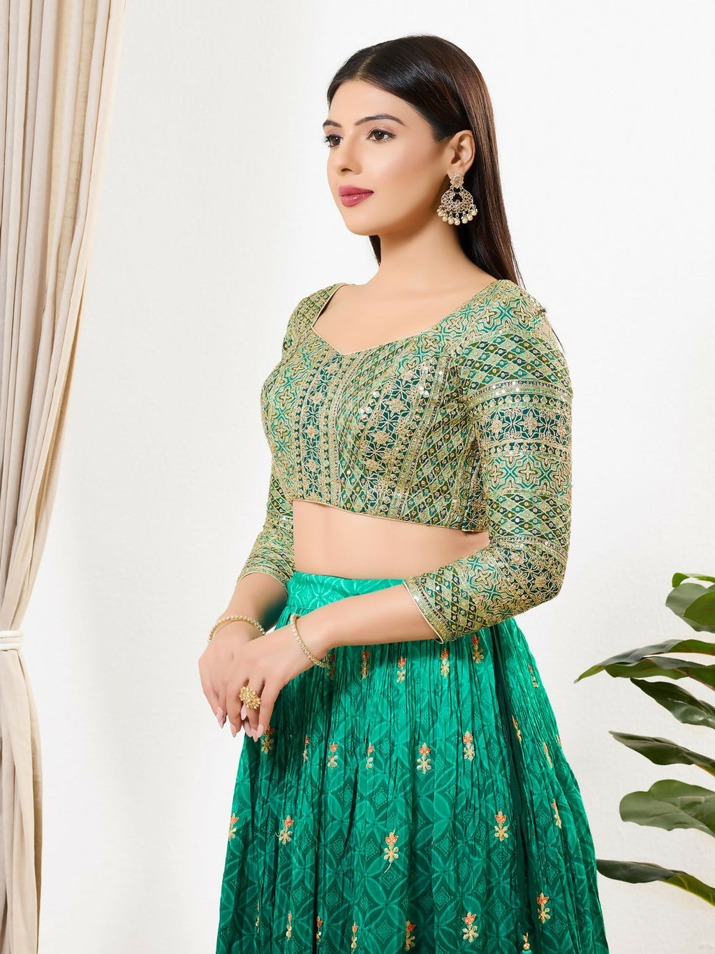 Joban Fashion Green Multi Silk Padded Blouse With Sweetheart Neck 3/4 Sleeves - Distacart