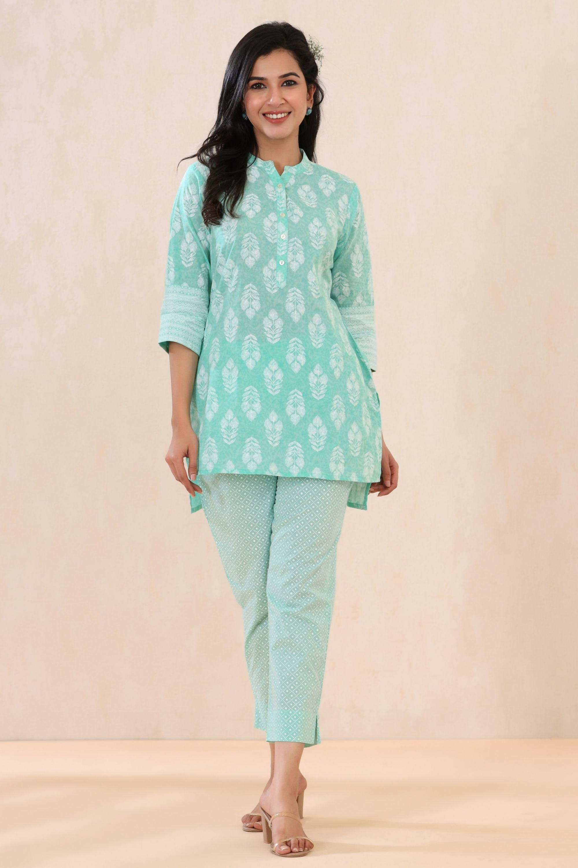 Juniper Mint Geometric Printed Pure Cotton Straight Fit Pants