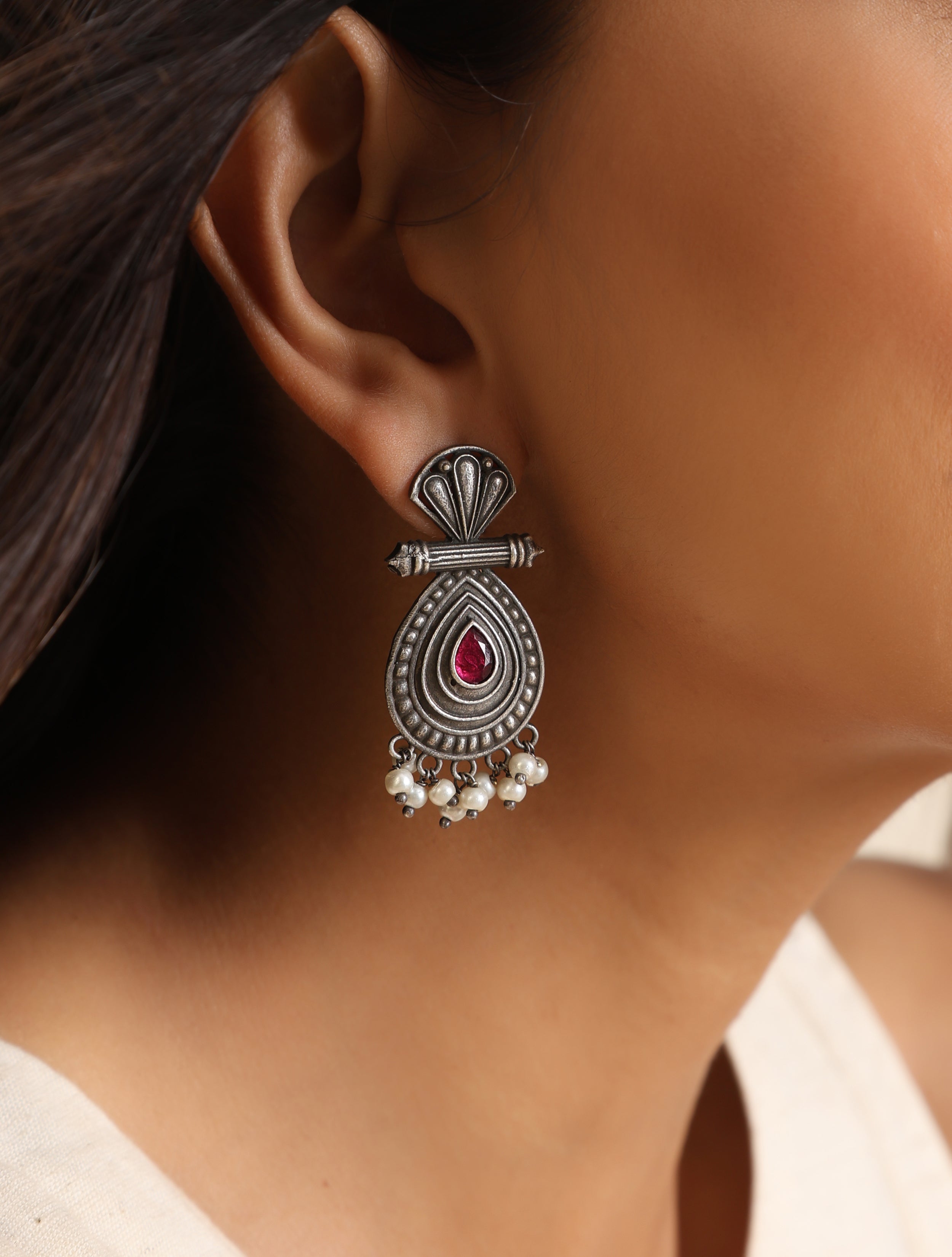 trueBrowns Silver Pearl Bead Earrings - Distacart