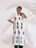 trueBrowns White Cotton Print Pleated Kurta Set - Distacart